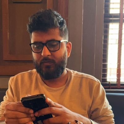 dhruvs0711's profile picture. 