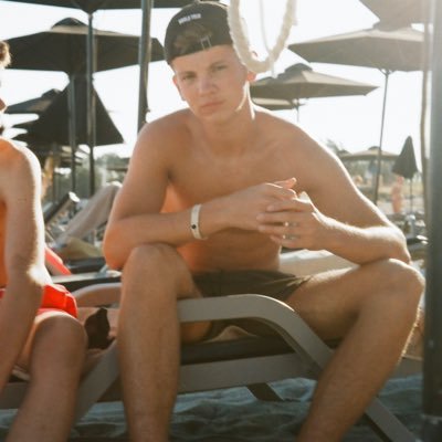 powles_joe's profile picture. eCom