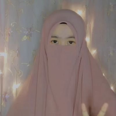 Hamba itu lebih hampir kepada Tuhannya ,Apabila dia sujud .. Pada saat hati mula pasrah ,segalanya terjawab melalui istikharah