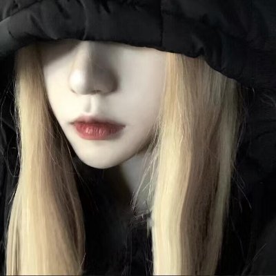 hjghgfdf's profile picture. 