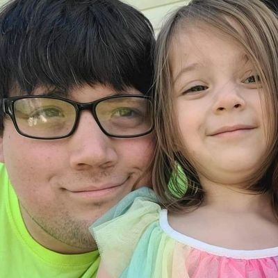 PapaSteef's profile picture. 