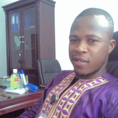 juriste de formation .
DGA Global business consortium group SA. 
Responsable juridique de (ONG ABICOM)