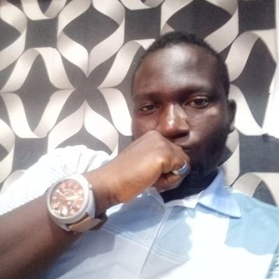 Praise God from whom all Blessings flow....

Front-End engineer, sound engineer, loves girls and loves football #LFC