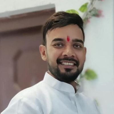 #राष्ट्रवादी #स्वयंसेवक// निःस्वार्थ मातृभूमि की सेवा
#राष्ट्र_के_प्रति_समर्पित// अध्यापक