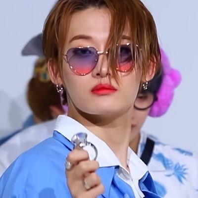 #계현 : wow? you like men? thats rad!
