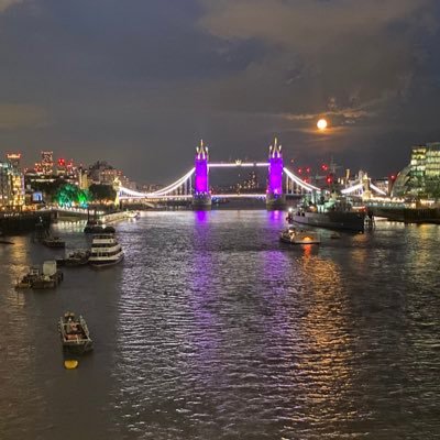 Matttur44406299's profile picture. Holding a london Green Badge!once was a Cupid stunt now just a stupid C&£@ All in the best possible taste 👅