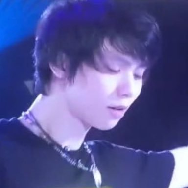 rest in peace @hoefromfstwt// fan of hanyu skating | rikabot&trusobot Romans biggest emotional supporter *patriotism antis*