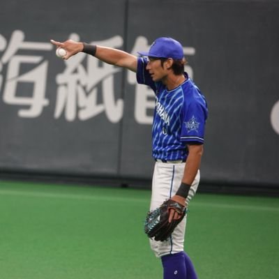 96line　都内在住の会社員
無言フォローしたらすいません。ベイスターズファンですが、12球団いっぱい応援歌歌いたい人です。25年25勝14敗1分2中止