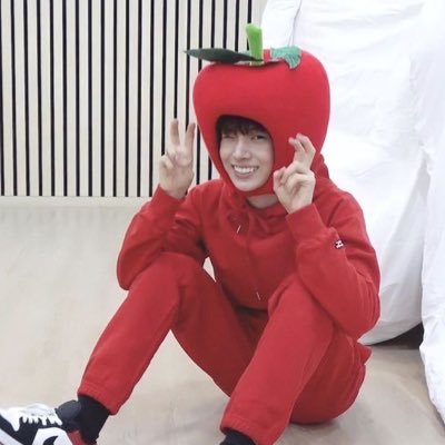 𝟭𝙗𝙤𝙮𝙨 𝙢𝙤𝙢👶🏻 𝙀𝙉𝙃𝙔𝙋𝙀𝙉 🐹𝙃𝙀𝙀𝙎𝙀𝙐𝙉𝙂🦌/𝙇𝙀 𝙎𝙎𝙀𝙍𝘼𝙁𝙄𝙈 🐯🐱🐍よりの箱推し:@fearnot_ringo/赤色/ポケモン ブースター、プリン、歴代ゲーム/(𝘽𝙏𝙎 🐹 𝙅𝙄𝙉)
