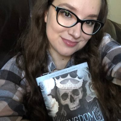 🇨🇦| 27 |Registered Nurse | Caffeine and books are what get me through the day.