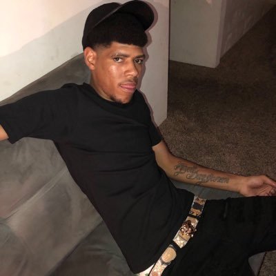 I’m a tattoos artist✍️I do legit cash app flip,custom,shoes plug and I sell stuff tapN