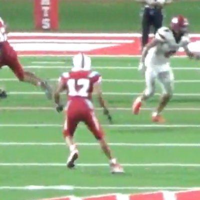 SHHS 🎓25 KS DB 5’7 170lbs comeback szn😈
(40time 4.96) Bench 225|squat 310| vert 32 |deadlift 450|clean 185|5-10-5 4.88 ncaa ID 230277325