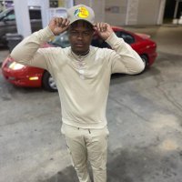 2Live (@cgselfmadeced) 's Twitter Profile