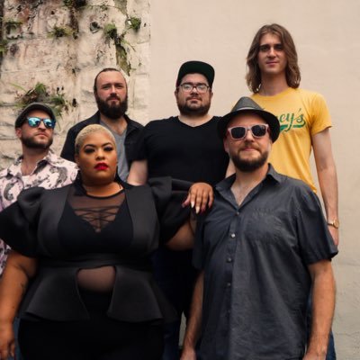 Official account of NOLA based funk-pop collective The Crooked Vines @stevenyschwartz @DJamesKeene