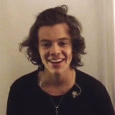 a basic nineteen girl .。.:*✧ (fr/en) ✧*:.。. just here to enjoy smaus, fics and the love it brings.
