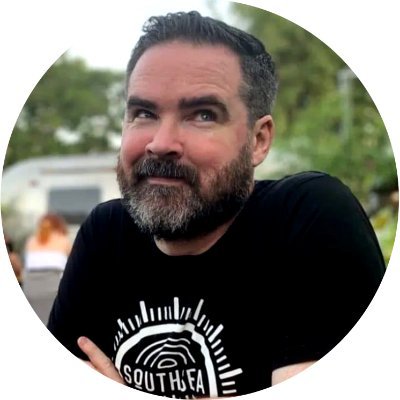 unpumpthevolume's profile picture. Irish born, currently live in the US. SEO, music, politics, nonsense.