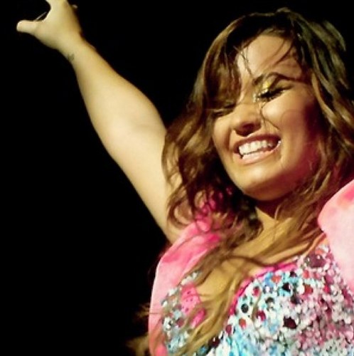 brplusdevonne's profile picture. The reason I believe in myself and not give up my dreams? Simple, Justin Drew Bieber & Demetria Devonne Lovato ♥ #NeverSayNever #StayStrong