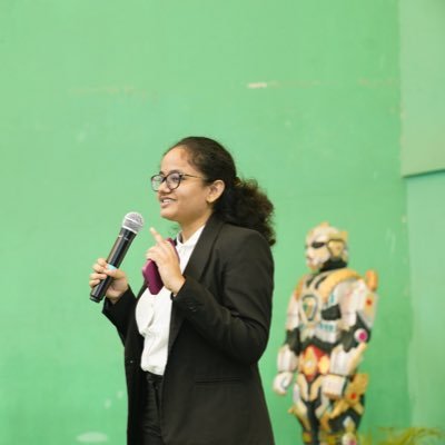 25 | Daughter | Sister | Humanist | Legal Consultant - @JustRightsIndia | Lawyer | Human Rights
