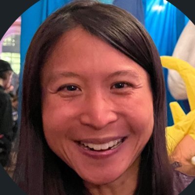 Global Social Media Manager at Lingo
Love all things animals, food, and cute. In no particular order.