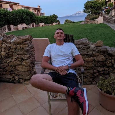 SAboudil's profile picture. baby dentiste , chir oral 🦷, Paris 5, CHU Henri mondor.... 2 fois dentiste 😉