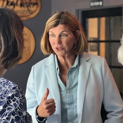 Blog providing accurate information and well-informed opinions of @buschvalentine 's Senate campaign
*Project of students at Truman State University*