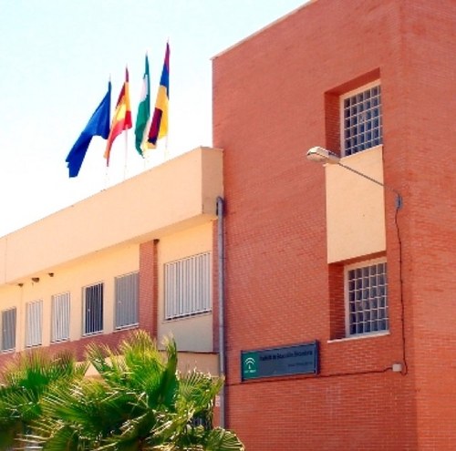 iesromeromurube's profile picture. Instituto de Educación Secundaria Joaquín Romero Murube, de Los Palacios y Villafranca (Sevilla, España). Facebook: https://t.co/lDAyBHz7Vk