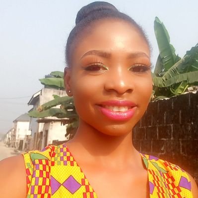 OmehAnnabelle's profile picture. 