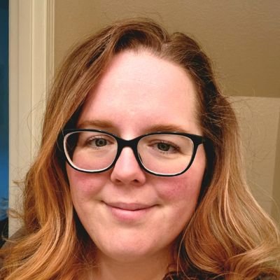 nursepeggy18's profile picture. Alaskan RN👩🏼‍⚕️💉 from middle of nowhere ND. 
Fur momma to 🐱
Momma to 👼🏻👶🏻👶🏻
Obsessed with yoga, Minnesota Vikings, and Thai food.