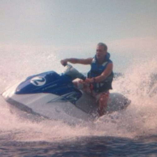 nickymaxneville's profile picture. 