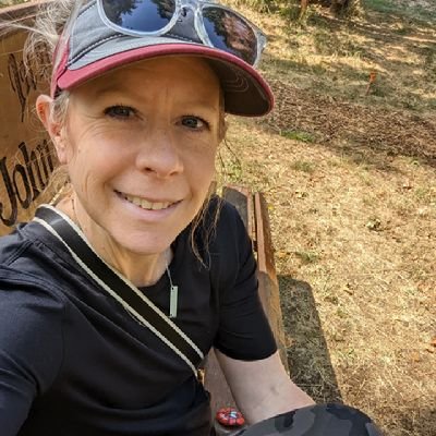 jerrysgirlruns's profile picture. Wife, Mother of 3, and a marathon runner.