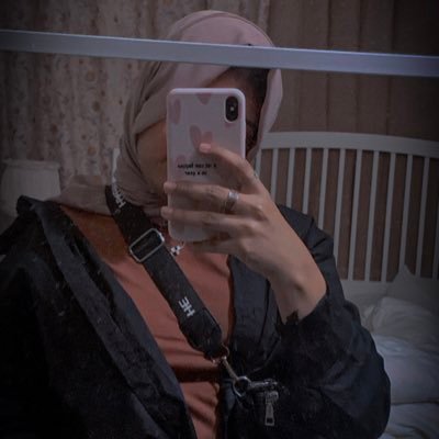 دع من يُحبك ، لا يندم. Clinical Pharmacy student /Mu