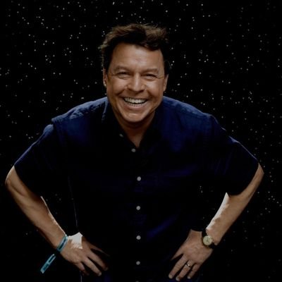 Storyteller,Award Winning Producer. Host/Producer of Our Star Wars Stories  @starwars. The toy guy @GMA @History @Marvel. Find me on TV  @Disney @starwars.com