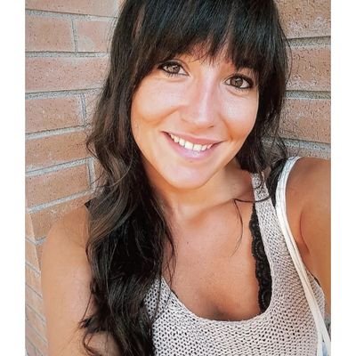 L'anterior bio ja no em representava, però tampoc sé què posar-hi ara.