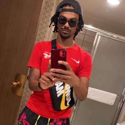 DM_o823's profile picture. 