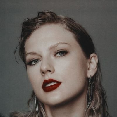 swiftie stuck in reputation era • not really veronica