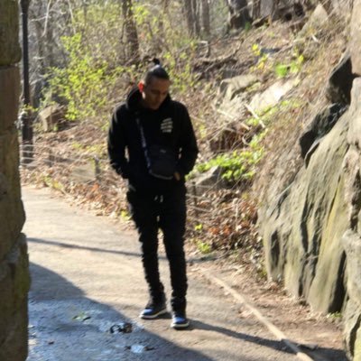 thatkidstev3's profile picture. Gansta