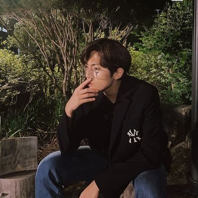 Loona 16/09/2022
Dreamcatcher 22/11/2022 
Ateez 23/02/2023
Shinee 24/06/2023
JustB 01/07/2023
ONLYB🔥
Carat 🥕
Shawol 💎
they/them 20