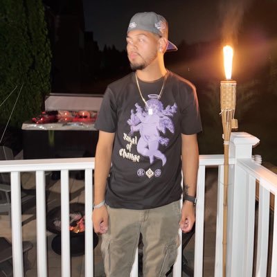YT: Javi Rose Twitch: thejavirose 🎥 Here for a good time not a long time✌🏽 World is wicked 🔮