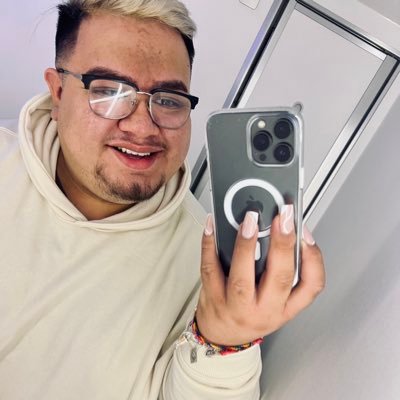 Baddest 💅🏼🏳️🌈| Influencer in the making | Mexican|