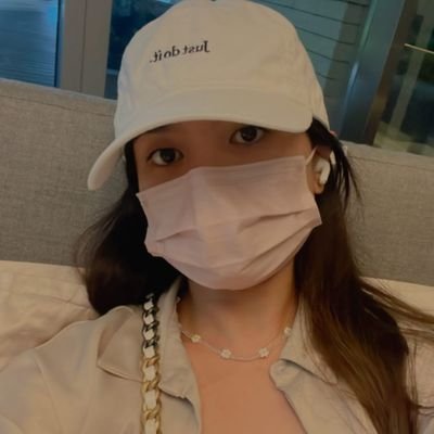 yelyahnaej's profile picture. 🦅