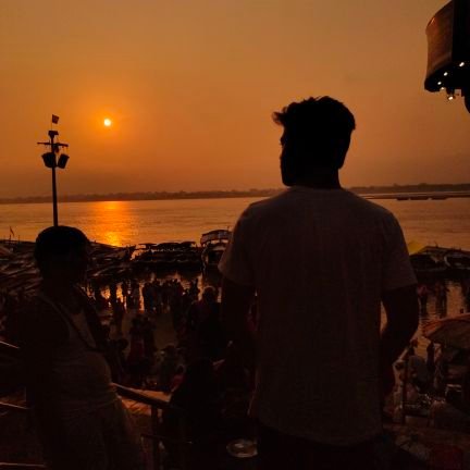 •||अंतः अस्ति प्रारंभ||•
•||अह्मस्मि योध: न कदापि खंडित||•
🥀|| द्वारकाधीश ||🥀
🚩|| क्षत्रिय || 🚩

⚔️सेवा समर्पित है स्वाभिमान नहीं⚔️