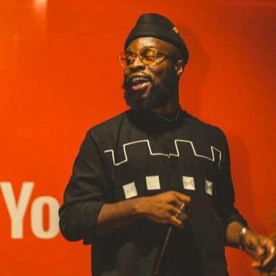 love to entertain😎||Abstract Thinker🤓||video games, football🤗music🎵||#MTTU