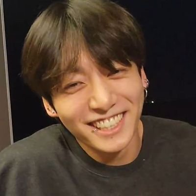 jk03094's profile picture. 💜💜💜💜