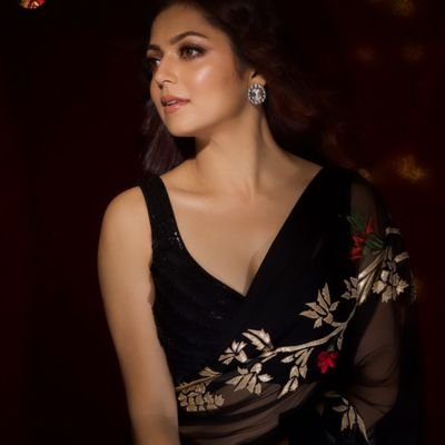 i love one and only #DrashtiDhami join twitter only for her