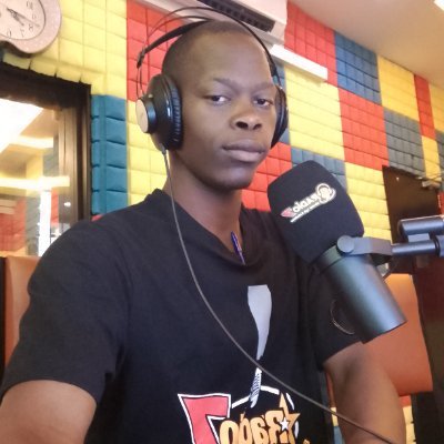 A sports journalist, commentator,presenter on 100.7 FM RADIO 7 UGANDA Eiraka Lya Baijukuru Bakabalega masindi.