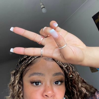 reneblissett's profile picture. 🪐🪐🪐