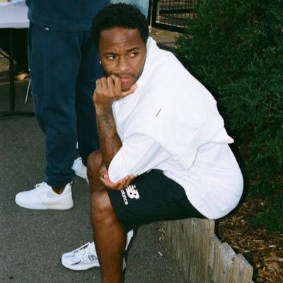 kuolmayen2's profile picture. be kind