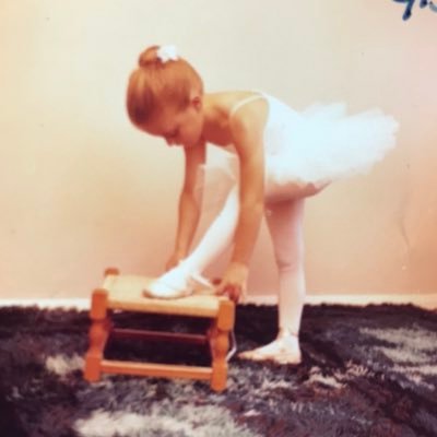liesldowsett's profile picture. Freelance Classical Dancer and Ballet Teacher PDTD ARAD (she/her) @gsa @trinitylaban @csbschool @balletboost @rosheschool