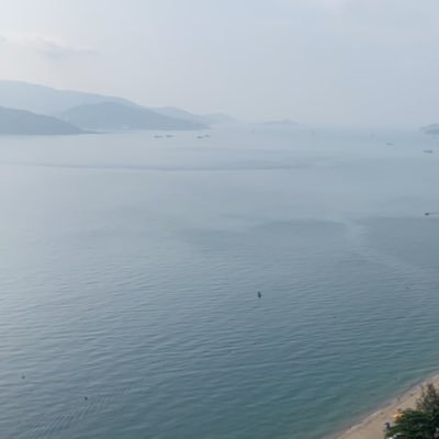 tobebest_'s profile picture. 看看聊聊