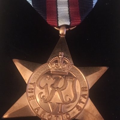 dollardoughnut's profile picture. Born bred and occasionally bled, a Londoner. 
At 70-stretch and counting, I seem to have passed my peak without having peaked.